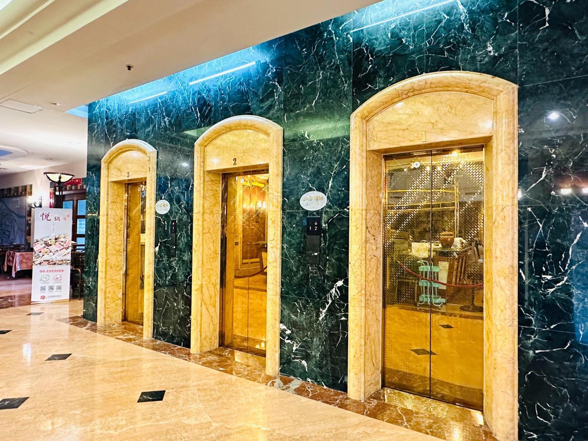 Wei-Yat Grand Hotel Tainan Eksteriør bilde